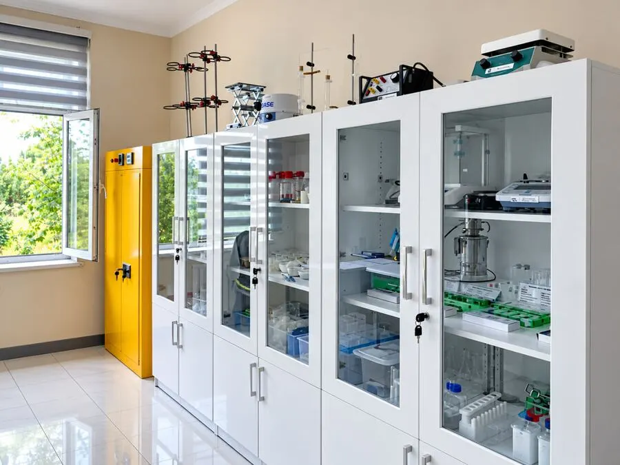 Kimyo laboratoriyasi jihozlari